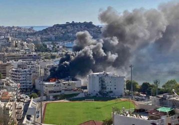 Φωτιά σε σούπερ μαρκετ στην Καβάλα (ΦΩΤΟ)