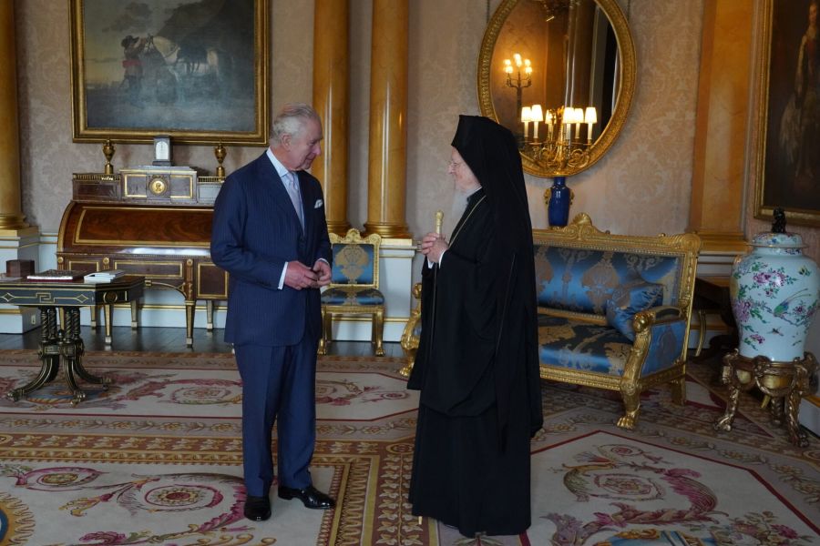 Ο Παναγιώτατος Οικουμενικός Πατριάρχης επισκέφτηκε τον Βασιλιά Κάρολο στο παλάτι του Μπάκιγχαμ 