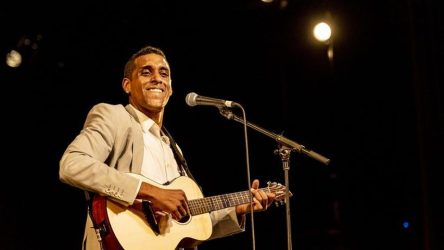 Γαλλία: Τραγουδιστής από την Αϊτή έπαθε ανακοπή στη συναυλία του και πέθανε (ΒΙΝΤΕΟ)
