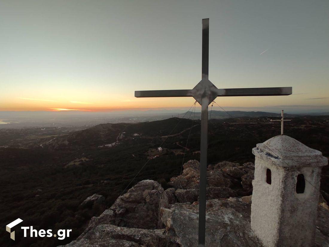 Θεσσαλονίκη υπέροχη θέα Φίλυρο σταυρός εκκλησάκι Αγ. Ραφαήλ