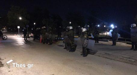 Θεσσαλονίκη: Ενταση στο ΑΠΘ – Νέα επίθεση σε διμοιρία των ΜΑΤ