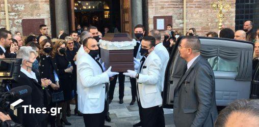 Θεσσαλονίκη: Συγκίνηση στο “τελευταίο αντίο” στον Λάμπρο Μαργαρίτη (ΦΩΤΟ)