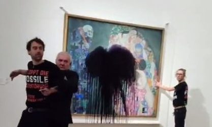 Ακτιβιστές βανδάλισαν σημαντικό έργο τέχνης στο μουσείο της Αυστρίας