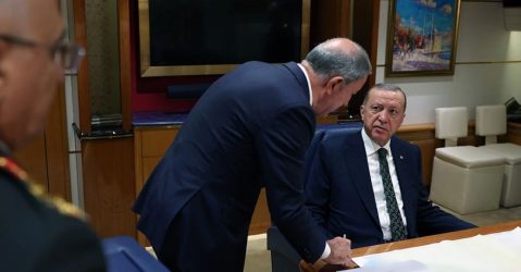 Τουρκία: Η στιγμή που ο Ερντογάν δίνει εντολή να βομβαρδίσουν τη Συρία (ΒΙΝΤΕΟ)