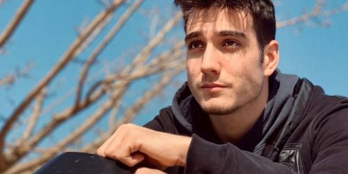 Γιώργος Κακοσαίος: «Αν δεν είχα πατέρα τον Γιάννη Πλούταρχο θα πήγαινα σε talent show»