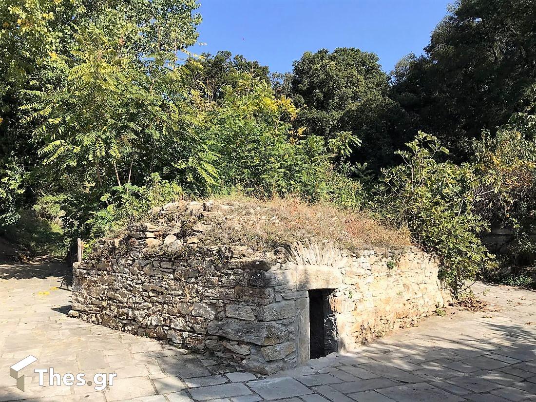 Περιστερά χωριό Θεσσαλονίκη Δήμος Θέρμης ιστορικός οικισμός