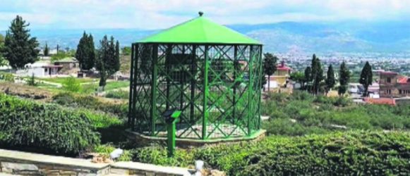 Κιβωτός του Κόσμου: “Με κλείδωναν σε κλουβί και μου έδιναν φαγητό που ήταν χαλασμένο”, λέει 8χρονος
