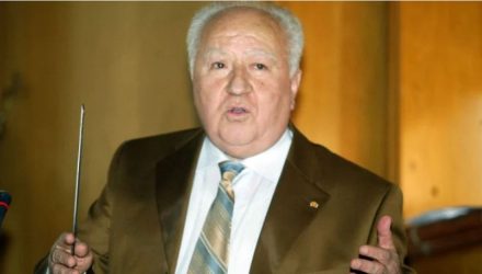 Συγκινεί ο γιος του Βασίλη Παπαζάχου – «Καλό ταξίδι Μπαμπά…»