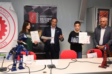Πρώτη θέση στη Διεθνή Ολυμπιάδα Ρομποτικής για δύο 13χρονους από τις Σέρρες (ΦΩΤΟ)