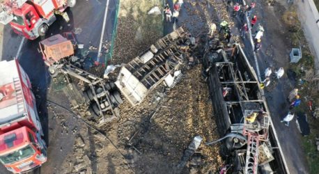 Τραγωδία στην Τουρκία: Επτά νεκροί μετά από τροχαίο (ΒΙΝΤΕΟ)