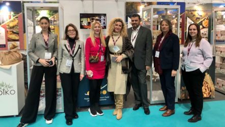 ΠΚΜ: Δυναμικό παρών στην έκθεση Τροφίμων Plant Based World 2022 του Λονδίνου (ΦΩΤΟ)
