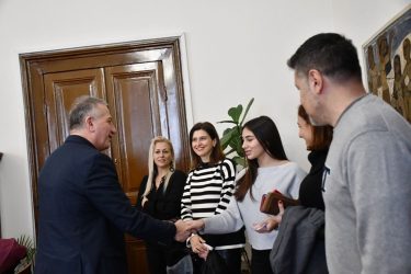 Θεσσαλονίκη: Γιορτή για τα παιδιά των υπαλλήλων στο Διοικητήριο (ΦΩΤΟ)