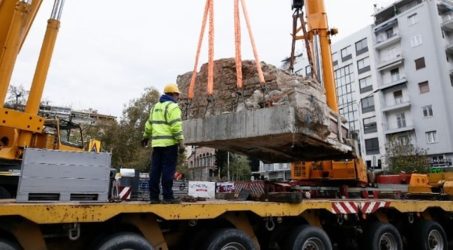 Θεσσαλονίκη: Επανατοποθετείται τμήμα του αρχαίου Κρηναίου στο σταθμό “Αγία Σοφία”