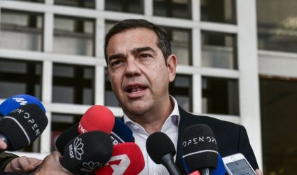 Τσίπρας: “Ο πρωθυπουργός της εκτροπής των υποκλοπών και της συγκάλυψης οφείλει να παραιτηθεί”