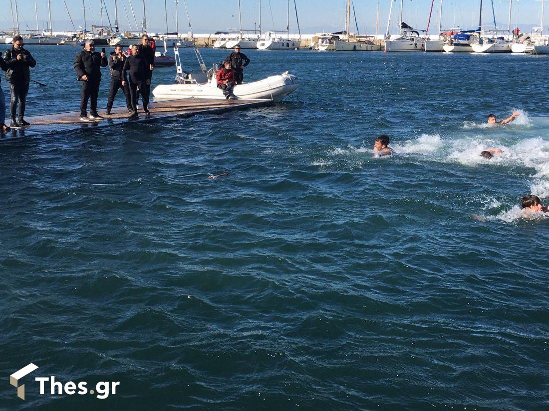 Θεοφάνεια Θεοφάνια Καλαμαριά ρίψη σταυρού Ναυτικός Ομιλος Φωτα Αγιασμός Υδάτων