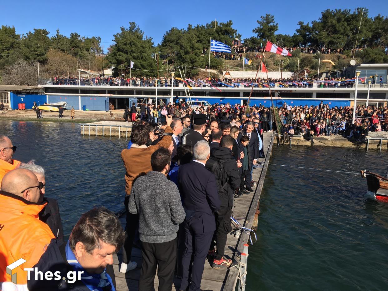 Θεοφάνεια Θεοφάνια Βάση Ναυτοπροσκόπων Καλαμαριά πρόσκοποι Αγιασμός Υδάτων ρίψη σταυρού