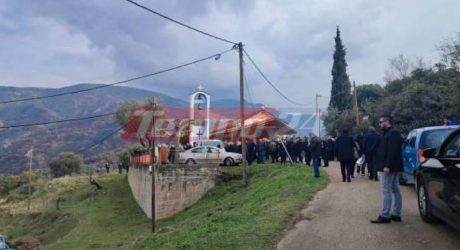 Πάτρα: Σπαραγμός στην κηδεία του 22χρονου Δημήτρη Σκόνδρα (ΦΩΤΟ)