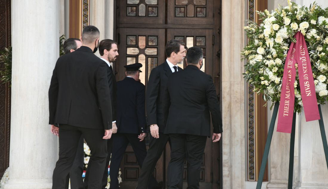 τέως βασιλιάς Κωνσταντίνος