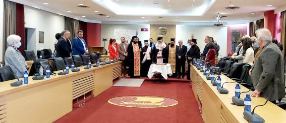 Θεσσαλονίκη: Εκοψε την πίτα του το Δημοτικό Συμβούλιο Καλαμαριάς (ΦΩΤΟ)