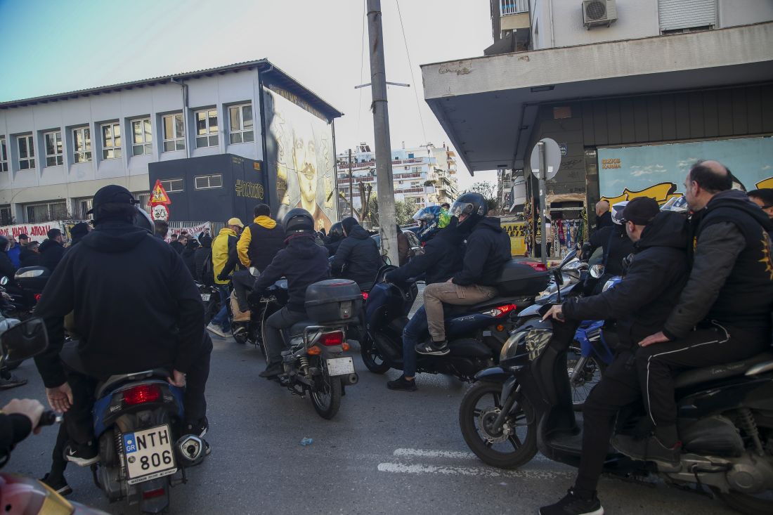 Συγκέντρωση οπαδών Αρη Αλκης Καμπανός