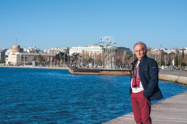 Θεσσαλονίκη: Αφιέρωμα της ΕΡΤ στον σκηνοθέτη Απόστολο Τσιτσούλη που “έφυγε” στον ύπνο του (ΒΙΝΤΕΟ)