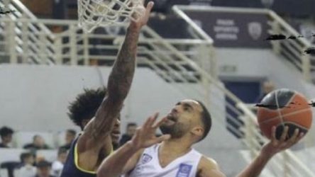 Φράνκε: “Εχουμε την ευκαιρία να διακριθούμε στο Κύπελλο”