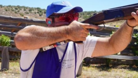 Σκοποβολή: Χρυσό μετάλλιο στο παγκόσμιο κύπελλο ο Μαυρομμάτης