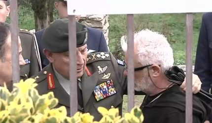 Πτώση Phantom: Ο Αρχηγός ΓΕΕΘΑ επισκέφτηκε το σπίτι του 29χρονου υποσμηναγού