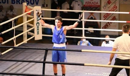 Βασίλης Τόπαλος: «Άκουσα ένα μπαμ και τον είδα πεσμένο» λέει ο πυγμάχος που βρήκε αναίσθητο τον 16χρονο αθλητή 