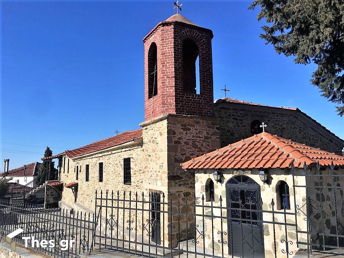 Βάβδος ορεινό χωριό Χαλκιδική ελληνικά χωριά δήμος Πολυγύρου πλατεία εκκλησία