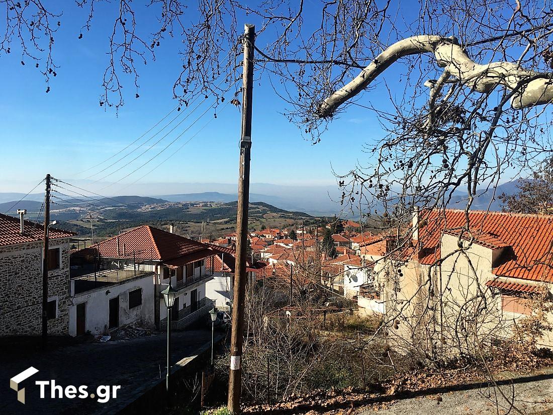 Βάβδος πλατάνι ορεινό χωριό Χαλκιδική ελληνικά χωριά δήμος Πολυγύρου πλατεία