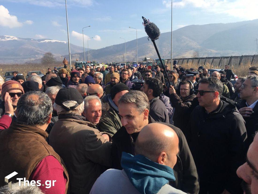 Κυριάκος Μητσοτάκης πρωθυπουργός περιοδεία Δυτική Μακεδονία Καστοριά μπλόκο αγροτών παραγωγών μήλων