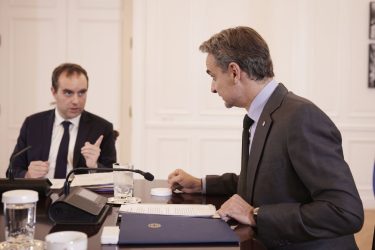 Με τον υπουργό Αμυνας της Γαλλίας συναντήθηκε ο Μητσοτάκης (ΦΩΤΟ)