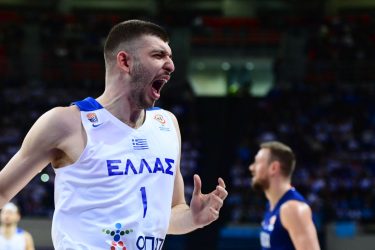 Σούπερ νιάτα – Μεγάλη νίκη της Εθνικής μας κόντρα στη Σερβία (97-92)