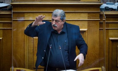 Παύλος Πολάκης: Θα απέχει από την ψηφοφορία για τα ομόφυλα ζευγάρια – Γιατί πήγε στην Κρήτη