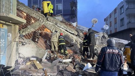 Σεισμός στην Τουρκία: Στέλνει και δεύτερη ομάδα της ΕΜΑΚ η Ελλάδα