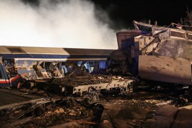Τραγωδία στα Τέμπη: Στην ανακρίτρια το πόρισμα των πραγματογνωμόνων για το δυστύχημα