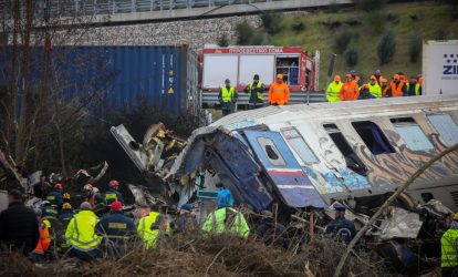 Σύγκρουση δυο αμαξοστοιχιών στα Τέμπη, Τετάρτη 1 Μαρτίου 2023. Σύμφωνα με την ανακοίνωση της Hellenic Train, στον Ευαγγελισμό σημειώθηκε μετωπική σύγκρουση δύο αμαξοστοιχιών: μιας εμπορευματικής αμαξοστοιχίας και της αμαξοστοιχίας IC 62 που είχε αναχωρήσει από Αθήνα προς Θεσσαλονίκη.