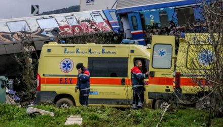 Τραγωδία στα Τέμπη δυστύχημα τρένα Λάρισα