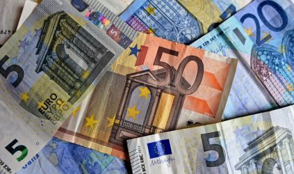 ευρώ επίδομα επιδόματα συντάξεις