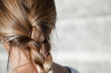 Η βαφή μαλλιών μπορεί να προκαλέσει τριχόπτωση;