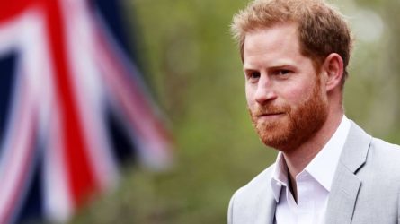 Εκνευρισμένος ο πρίγκιπας Χάρι – Του είπαν να ενημερώνει ένα μήνα πριν επισκεφθεί τη Βρετανία