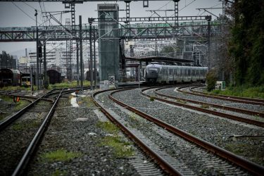 Εκτροχιάστηκε τρένο στην Ολλανδία – Τουλάχιστον 30 οι τραυματίες