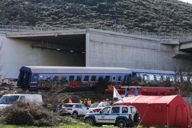 τραγωδία στα Τέμπη τρένα