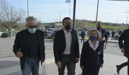 Στο Πανεπιστημιακό νοσοκομείο της Λάρισας ο Τσίπρας (ΦΩΤΟ)