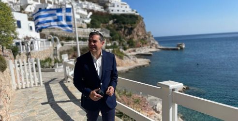 Τσίπρας από Τήλο για 25η Μαρτίου: «Σήμερα είναι μέρα περηφάνιας αλλά και περισυλλογής»