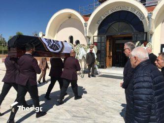 Σε κλίμα συγκίνησης το τελευταίο “αντίο” στον Πέτρο Καλαφάτη (ΦΩΤΟ)