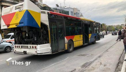 Θεσσαλονίκη: Μποτιλιάρισμα λόγω βλάβης λεωφορείου του ΟΑΣΘ στη Λαγκαδά (ΦΩΤΟ)