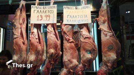 Πάσχα: Κοντράρονται κτηνοτρόφοι και κρεοπώλες για την τιμή του οβελία – Στη μέση οι καταναλωτές