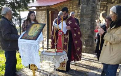Στα Γιάννενα είπαν Χριστός Ανέστη πριν έρθει το Αγιο Φως στην Ελλάδα (ΒΙΝΤΕΟ)